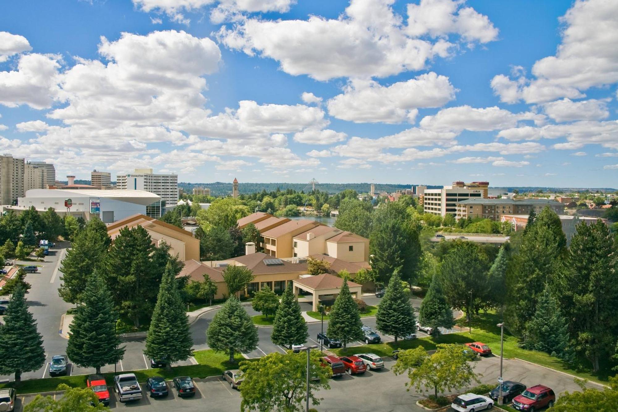 Courtyard Spokane Downtown At The Convention Center Exterior photo